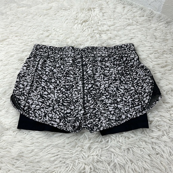 Lululemon Work Out To Water Short Ice Breaker White Black / Black - Picture 5 of 6